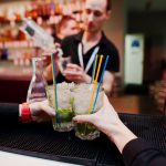 Podstawowe wyposażenie drink i cocktail baru